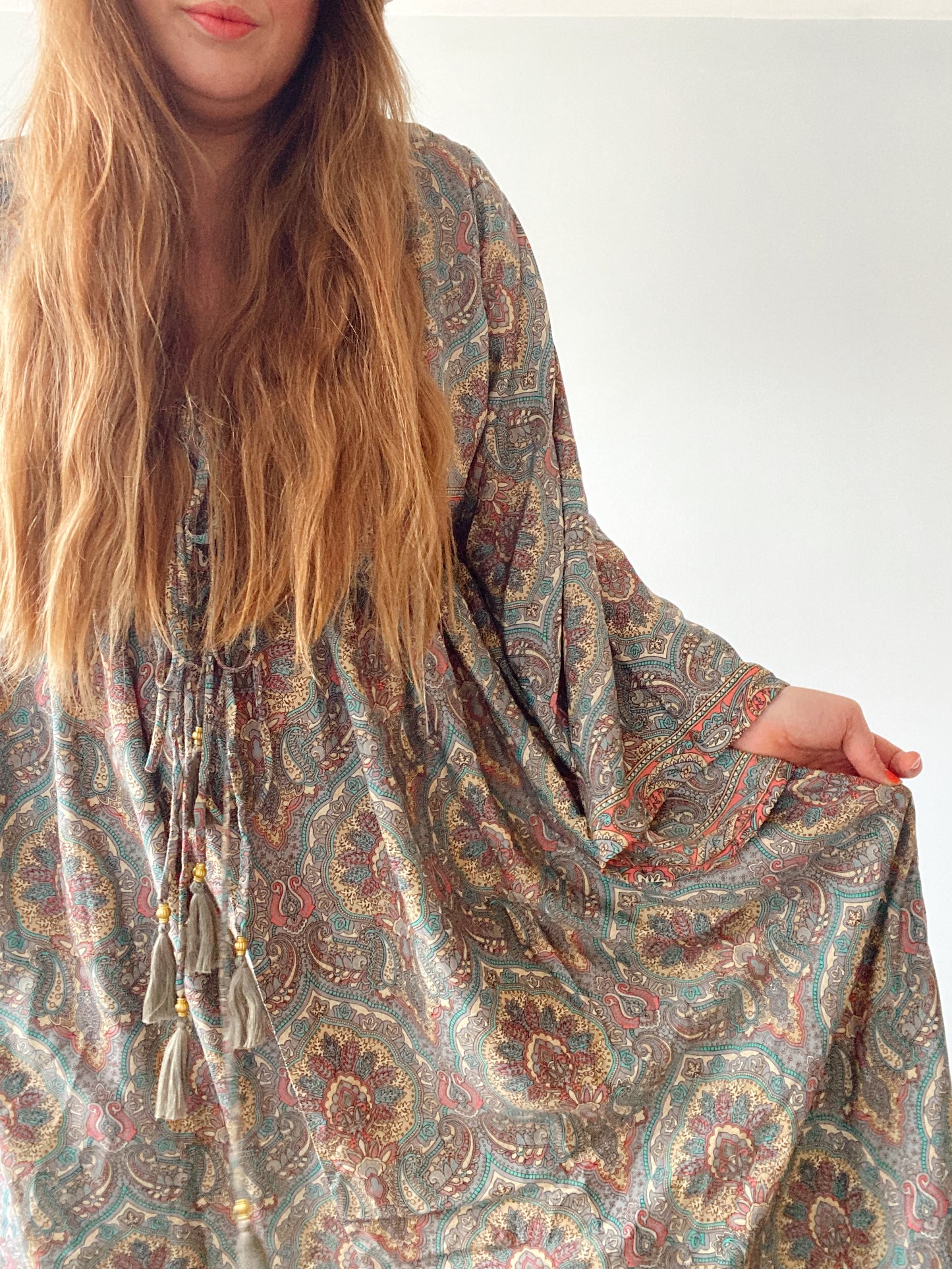 Nova grey pink paisley-print boho silk dress
