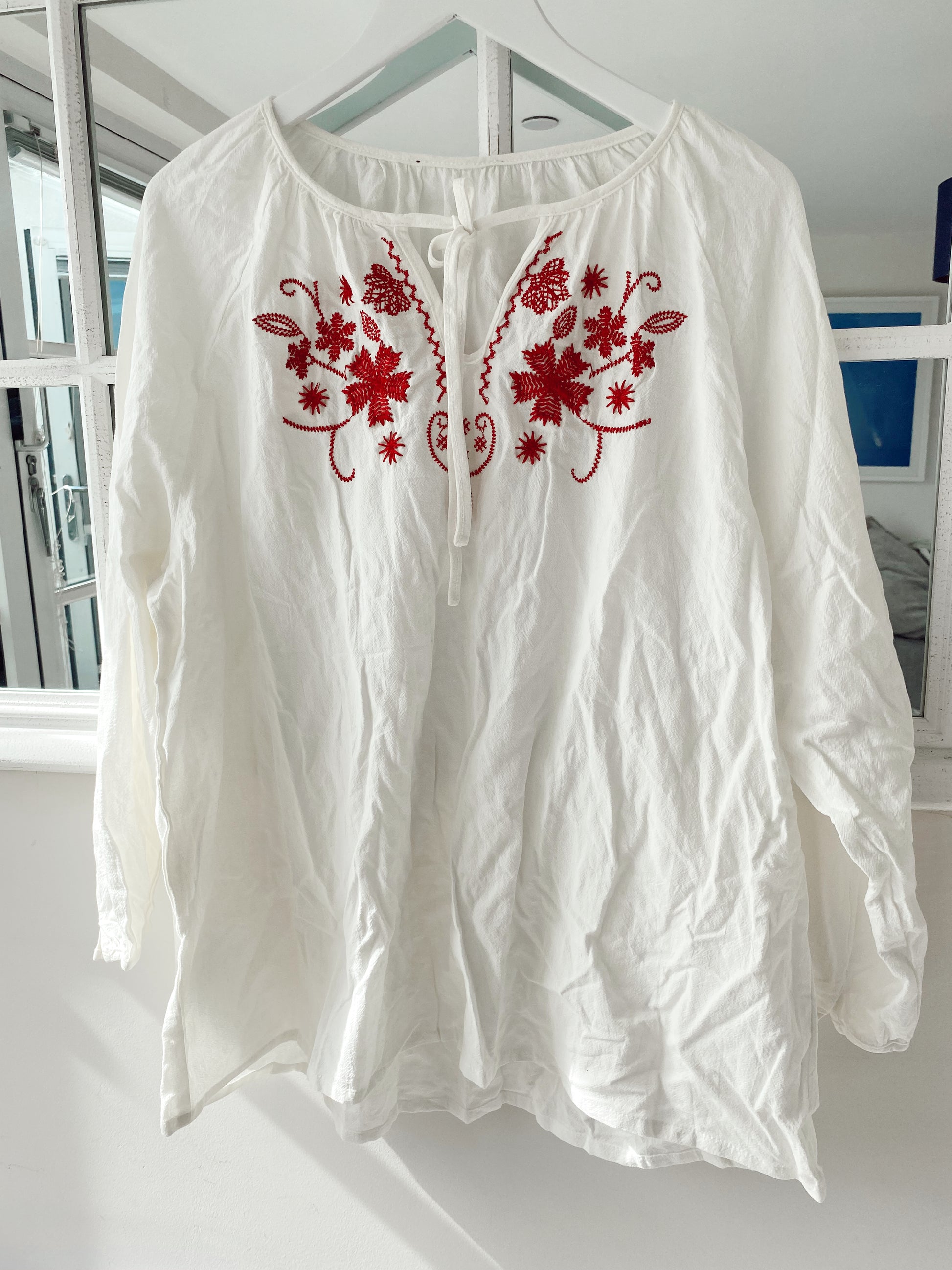 Bohemian folk top