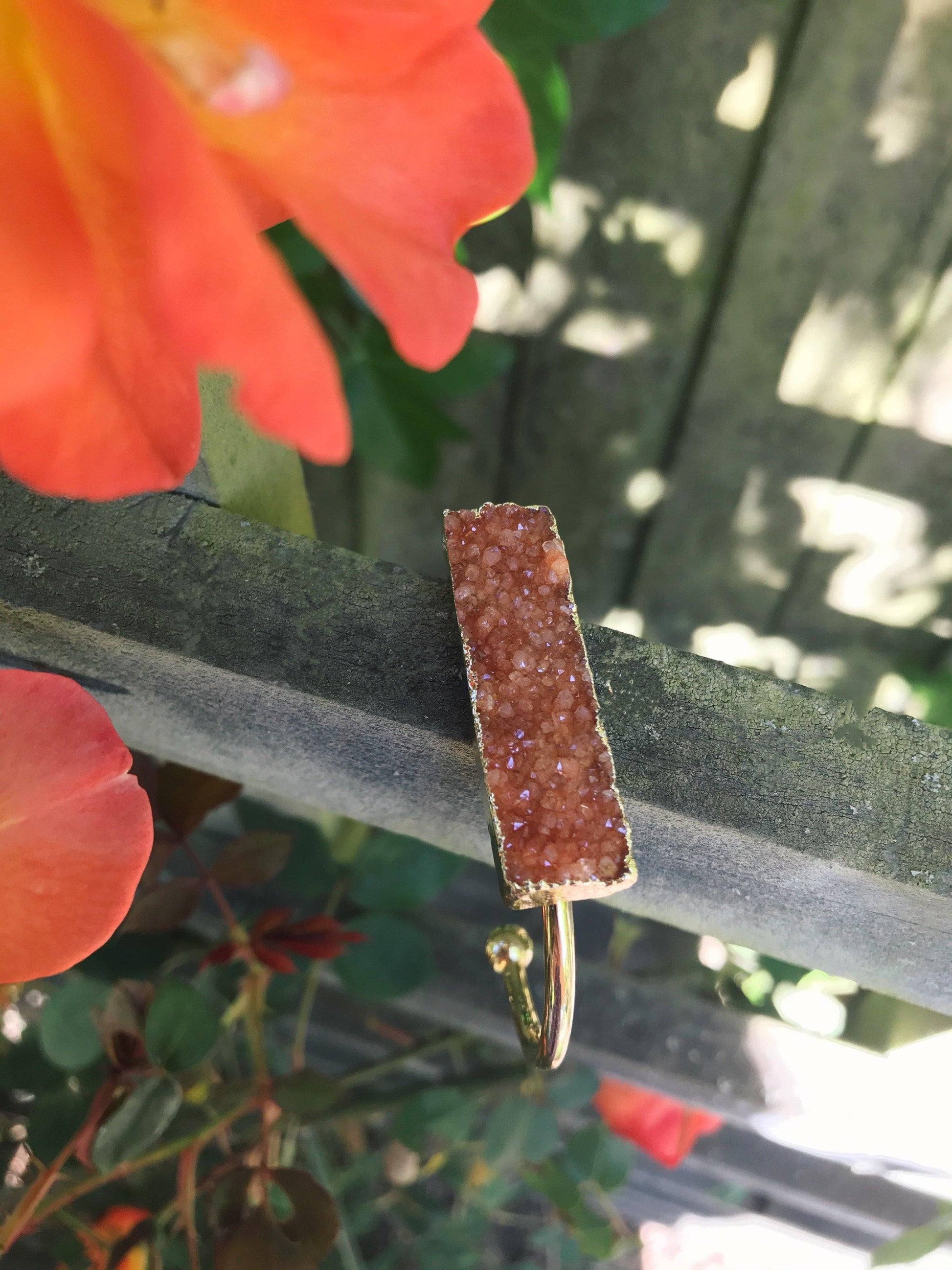 Natural stone druzy gold-tone boho bracelet//cuff//bangleBracelet