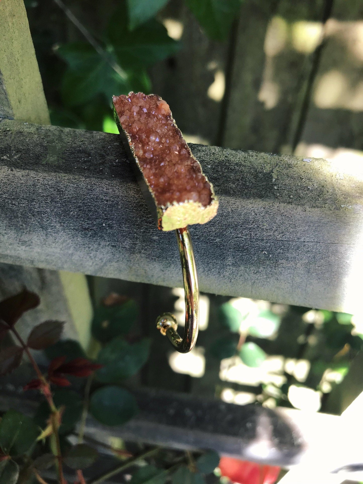 Natural stone druzy gold-tone boho bracelet//cuff//bangleBracelet