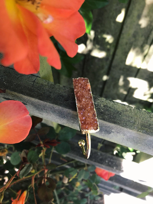 Natural stone druzy gold-tone boho bracelet//cuff//bangleBracelet