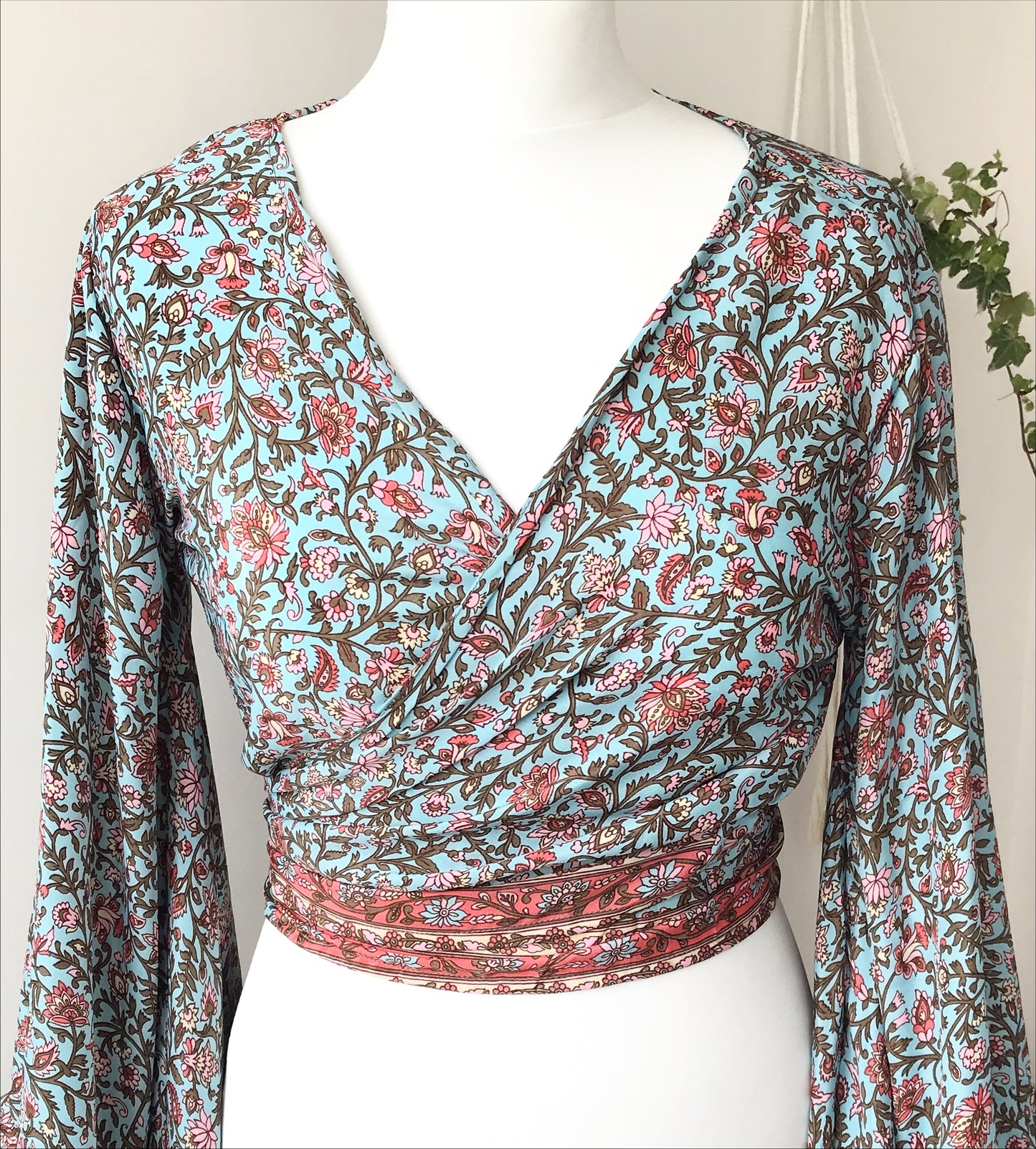 Stevie floral-print silk wrap tie frill-sleeve topblouse