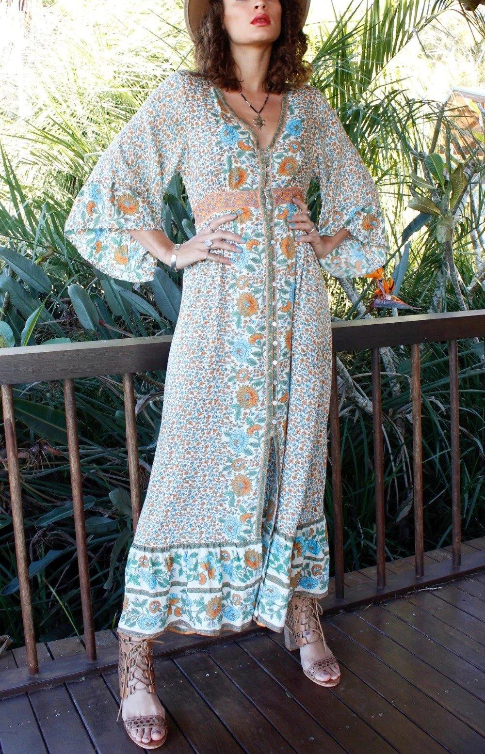 Lucy vintage-inspired boho floral-print dress//kimonoDRESSES