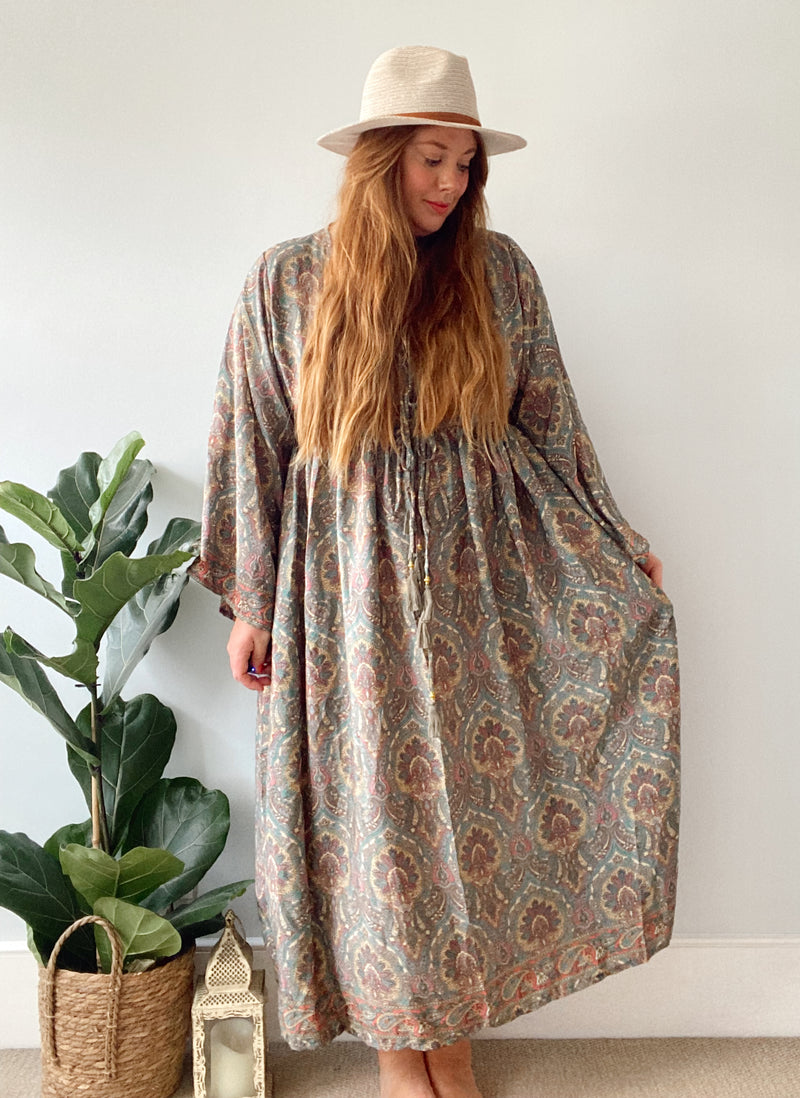 Nova grey pink paisley-print boho silk dress