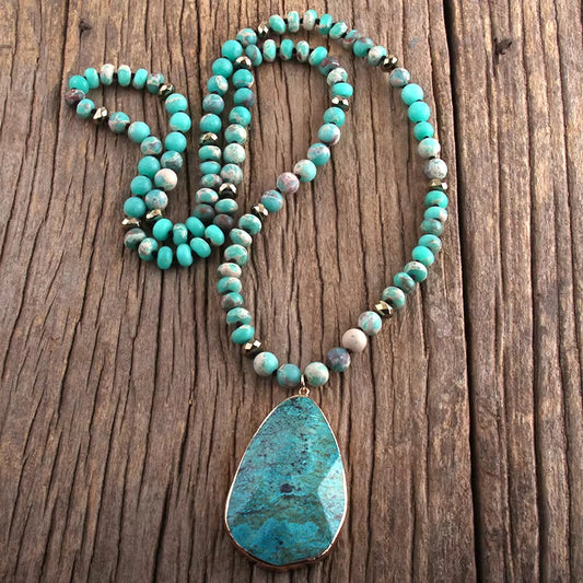 Turquoise semi-precious stone bohemian pendant necklace