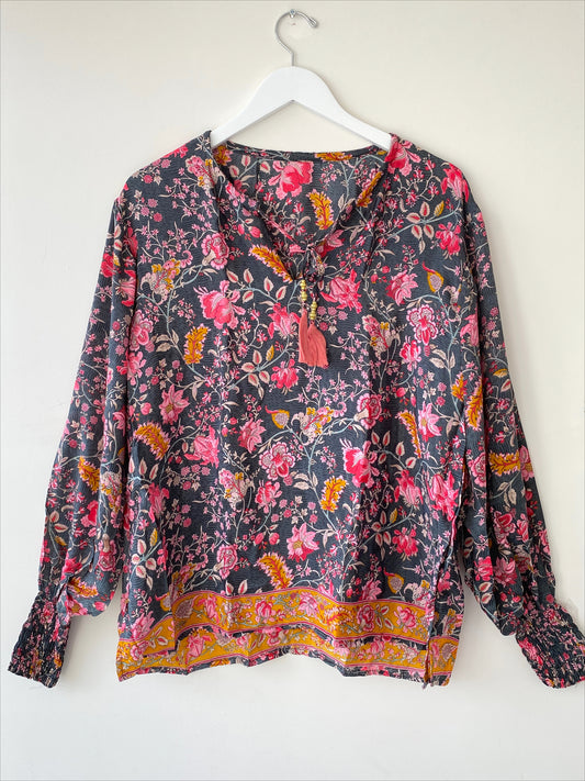 Florence black/pink floral-print blouse free size UK 8-14blouse