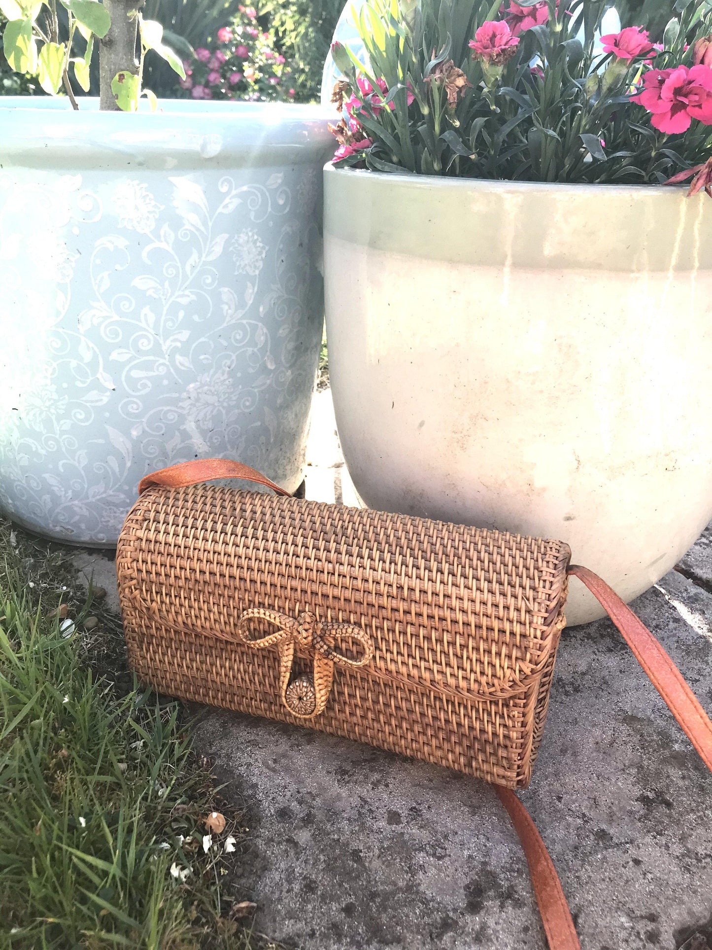 Box-style rattan boho cross-body woven bagBAG